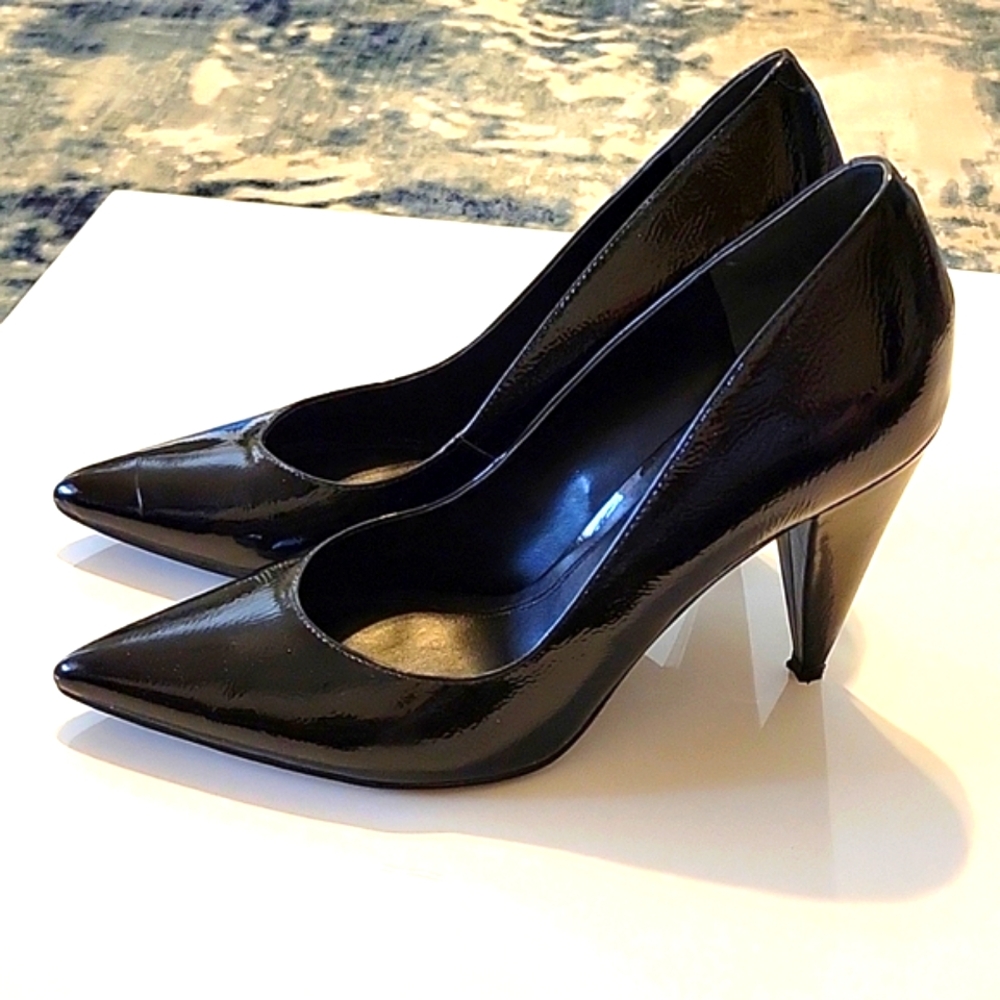 Black Women's Pumps